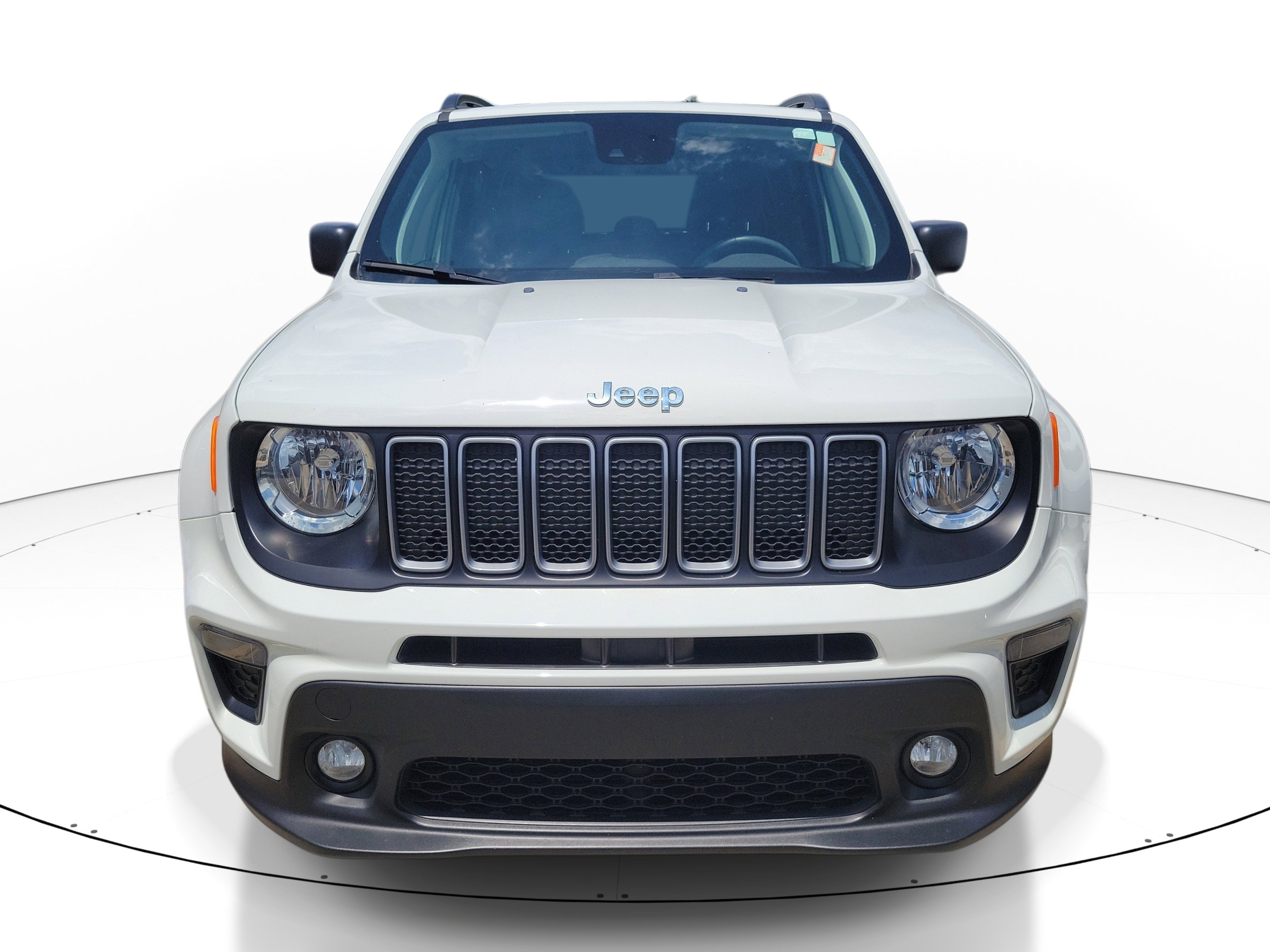 Used 2022 Jeep Renegade Latitude w/ Convenience Group AWD/4WD image 2