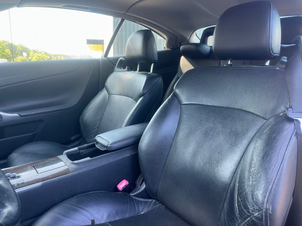 Used 2013 Lexus IS 250C RWD image 11