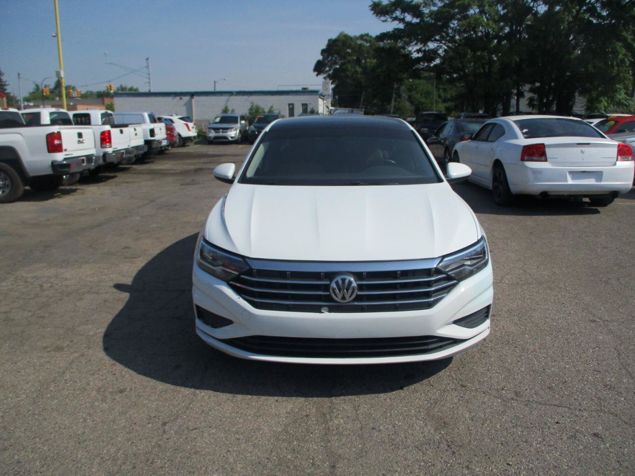 Used 2019 Volkswagen Jetta SE FWD image 3