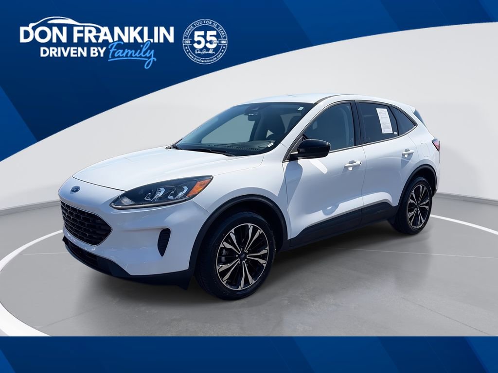 Used 2021 Ford Escape SE w/ SE Sport Appearance Package