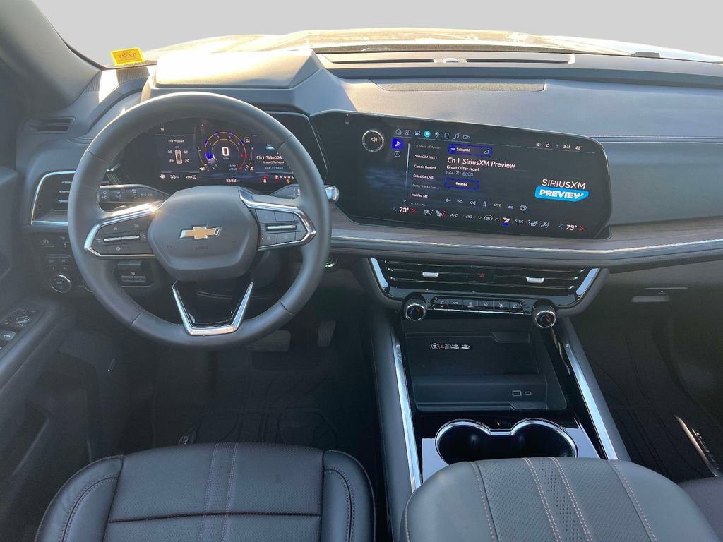 Used 2025 Chevrolet Tahoe High Country image 13