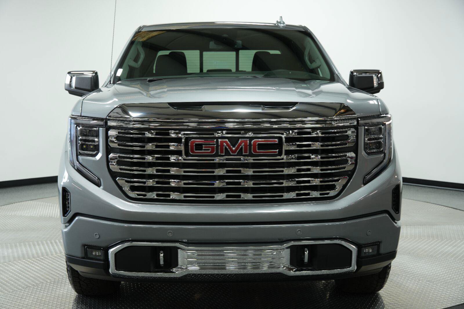 New 2026 GMC Sierra 1500 Denali AWD/4WD image 2