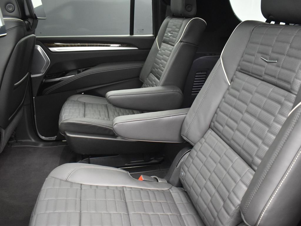 Certified 2026 Cadillac Escalade ESV Platinum Sport w/ LPO, ONYX Package image 28