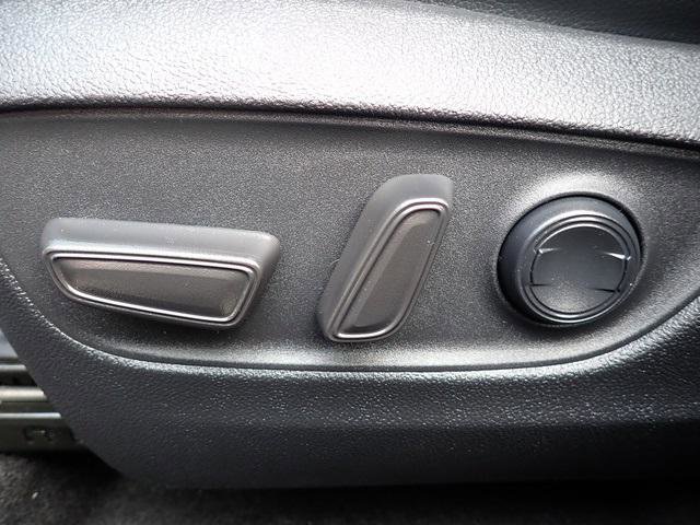 Certified 2023 Toyota Highlander XSE image 23