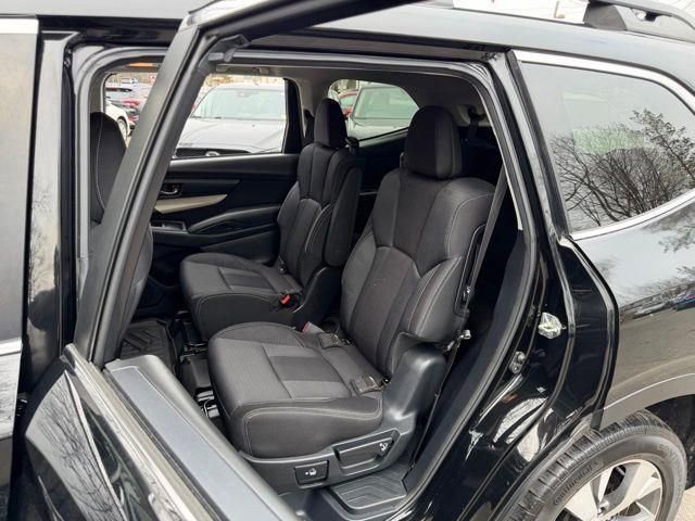 Used 2020 Subaru Ascent Premium w/ Convenience Package image 28