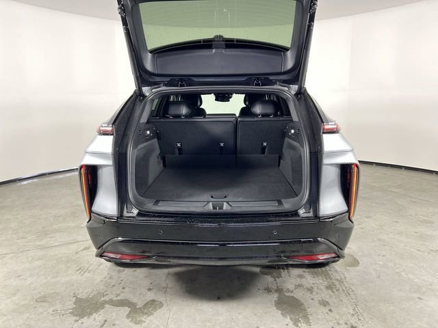 Used 2026 Cadillac Lyriq Sport image 27