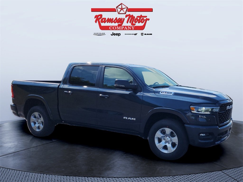 New 2026 RAM 1500 4x4 Crew Cab image 7