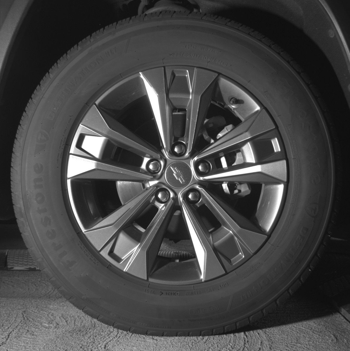 Used 2025 Chevrolet Equinox LT FWD image 13