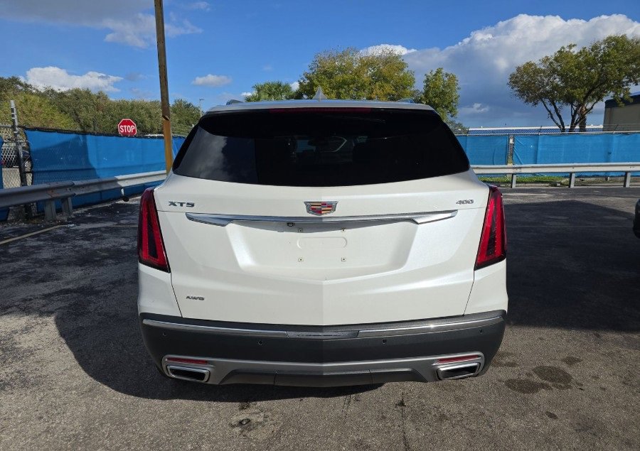 Used 2024 Cadillac XT5 Premium Luxury image 6