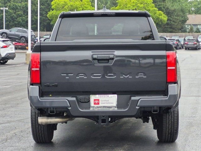 Certified 2025 Toyota Tacoma SR5 AWD/4WD image 6
