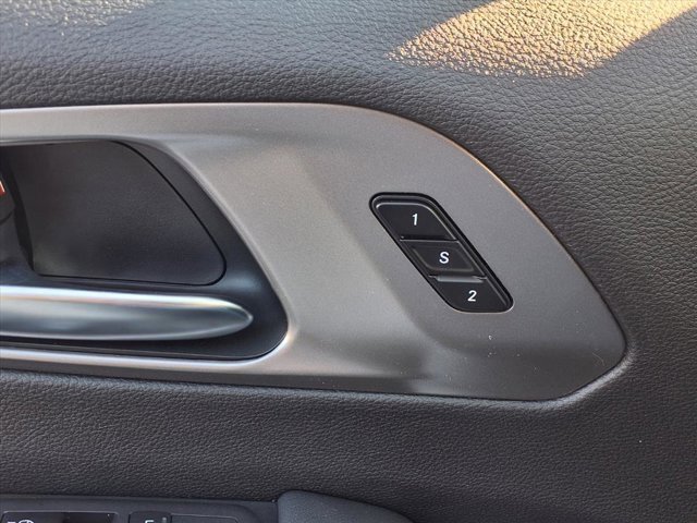 New 2026 Chrysler Pacifica Select image 18