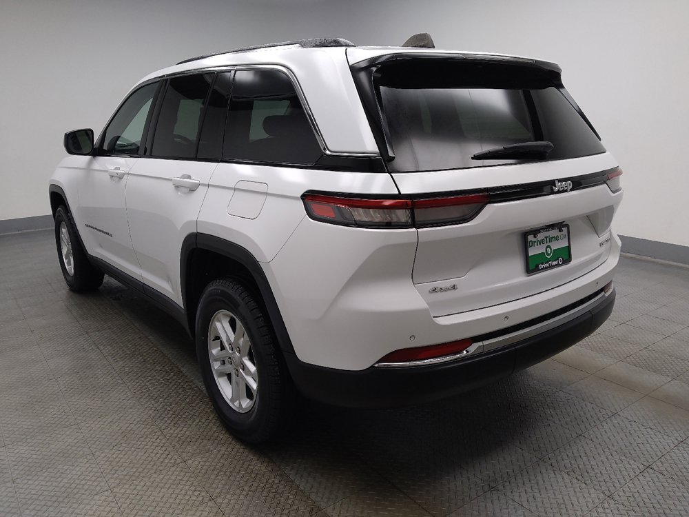 Used 2022 Jeep Grand Cherokee Laredo w/ Luxury Tech Group I AWD/4WD image 5
