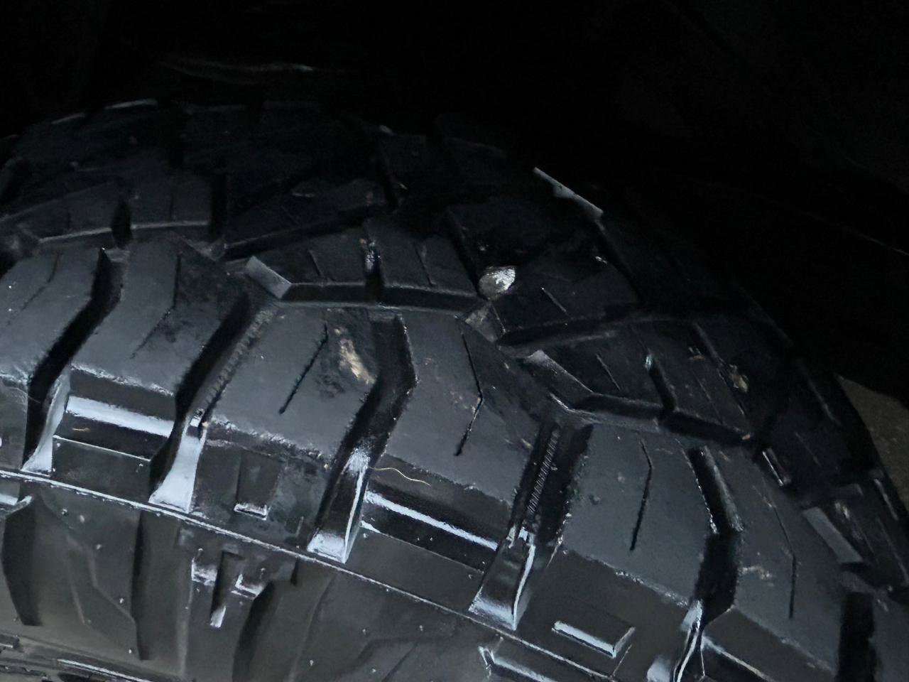 Used 2009 Toyota FJ Cruiser 4WD image 9