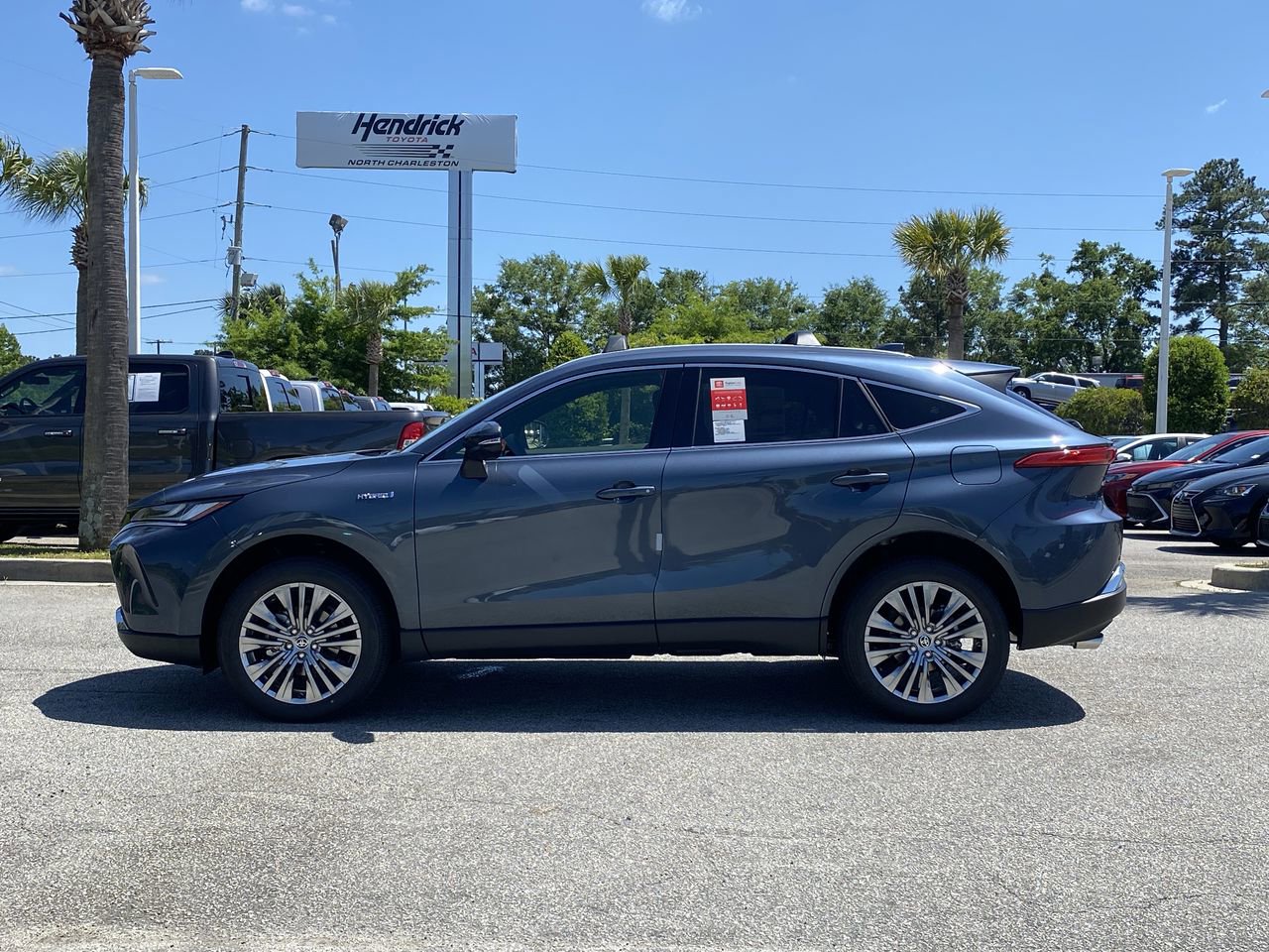 Used 2021 Toyota Venza Limited AWD/4WD image 8