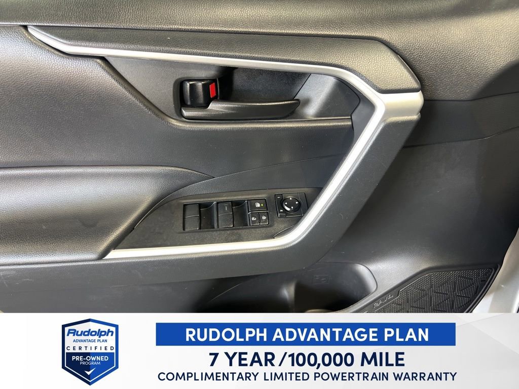 Used 2024 Toyota RAV4 LE image 18