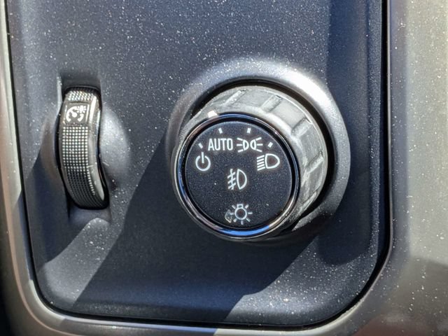 Used 2018 Chevrolet Silverado 1500 High Country RWD image 27