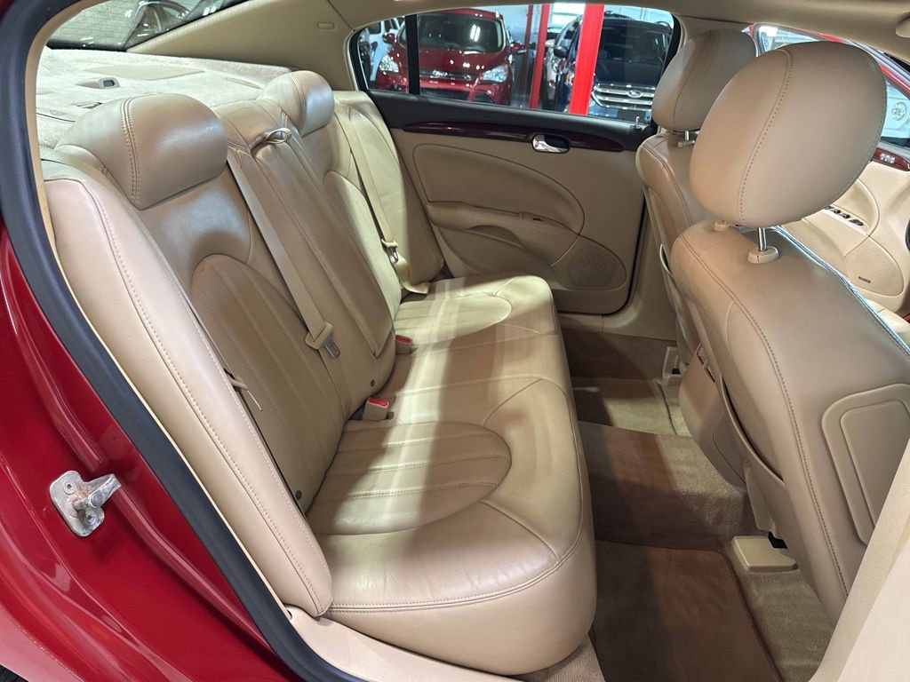 Used 2009 Buick Lucerne CXL FWD image 34