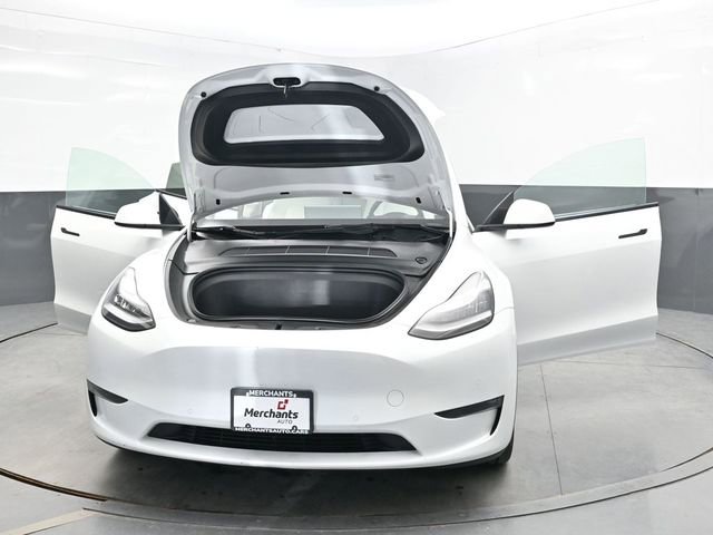 Used 2022 Tesla Model Y Long Range AWD/4WD image 45