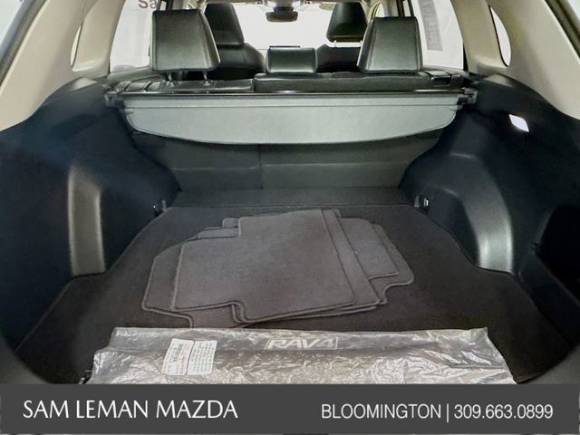 Used 2023 Toyota RAV4 XLE Premium image 26