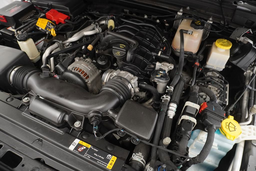 Used 2021 Jeep Gladiator Sport image 54