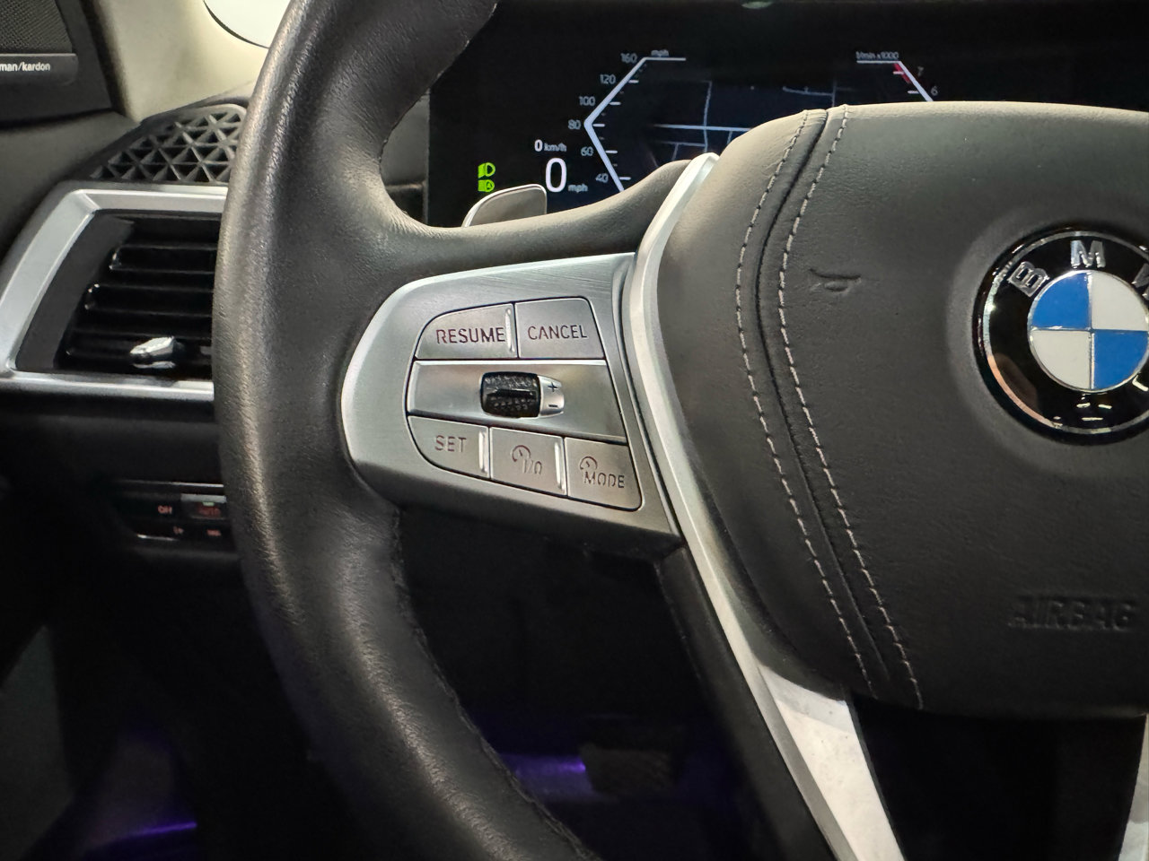 Used 2023 BMW X7 xDrive40i w/ Premium Package image 40