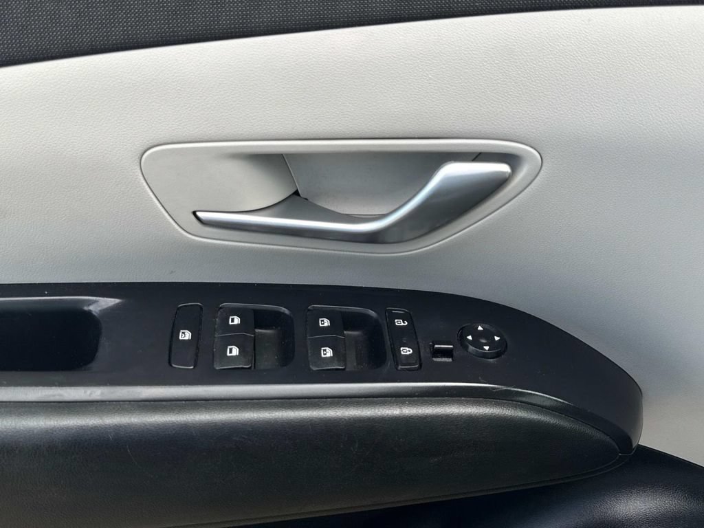Used 2023 Hyundai Tucson SEL w/ Convenience Package FWD image 27