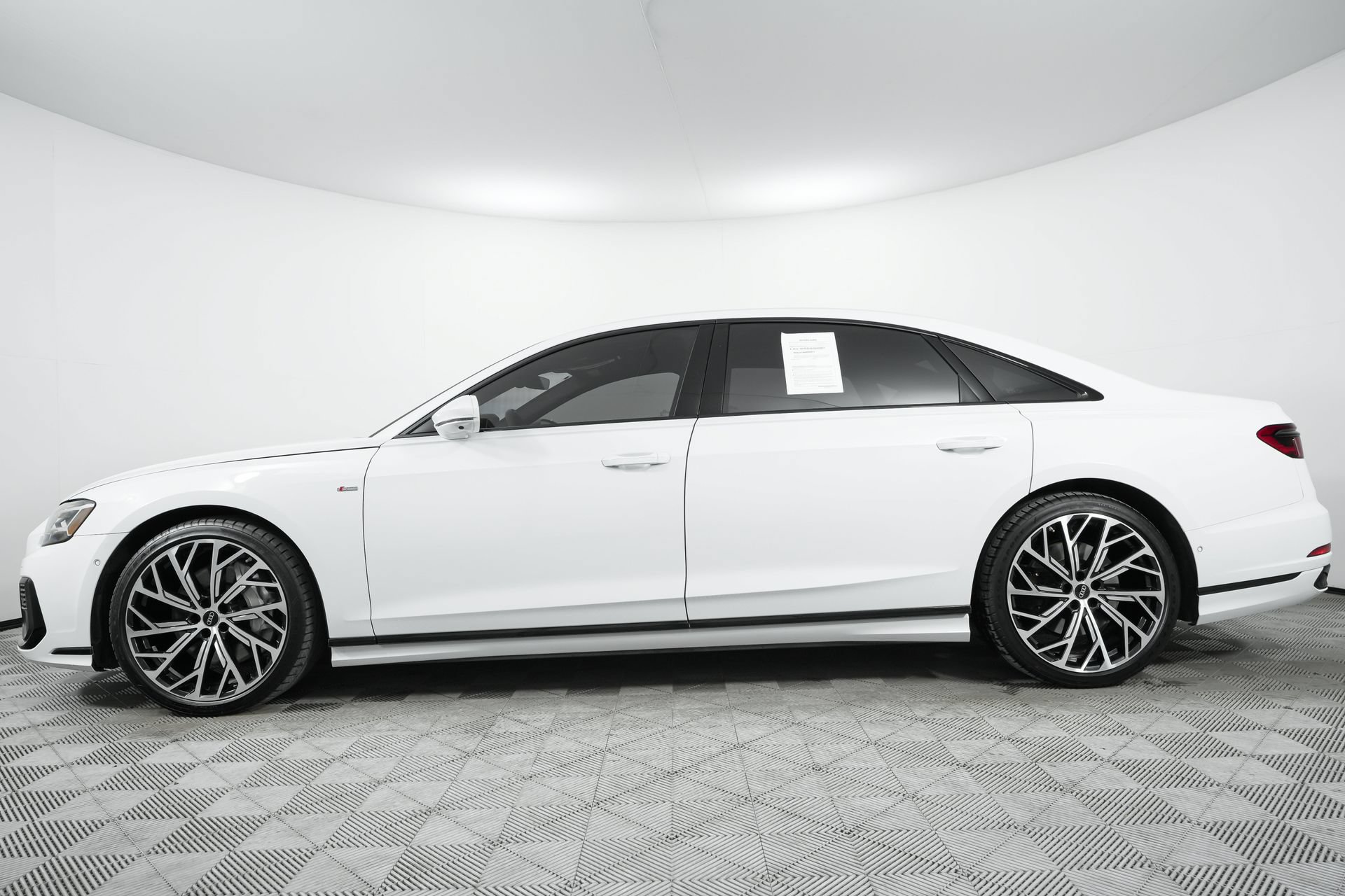 Used 2023 Audi A8 L 3.0T w/ Luxury Package AWD/4WD image 4
