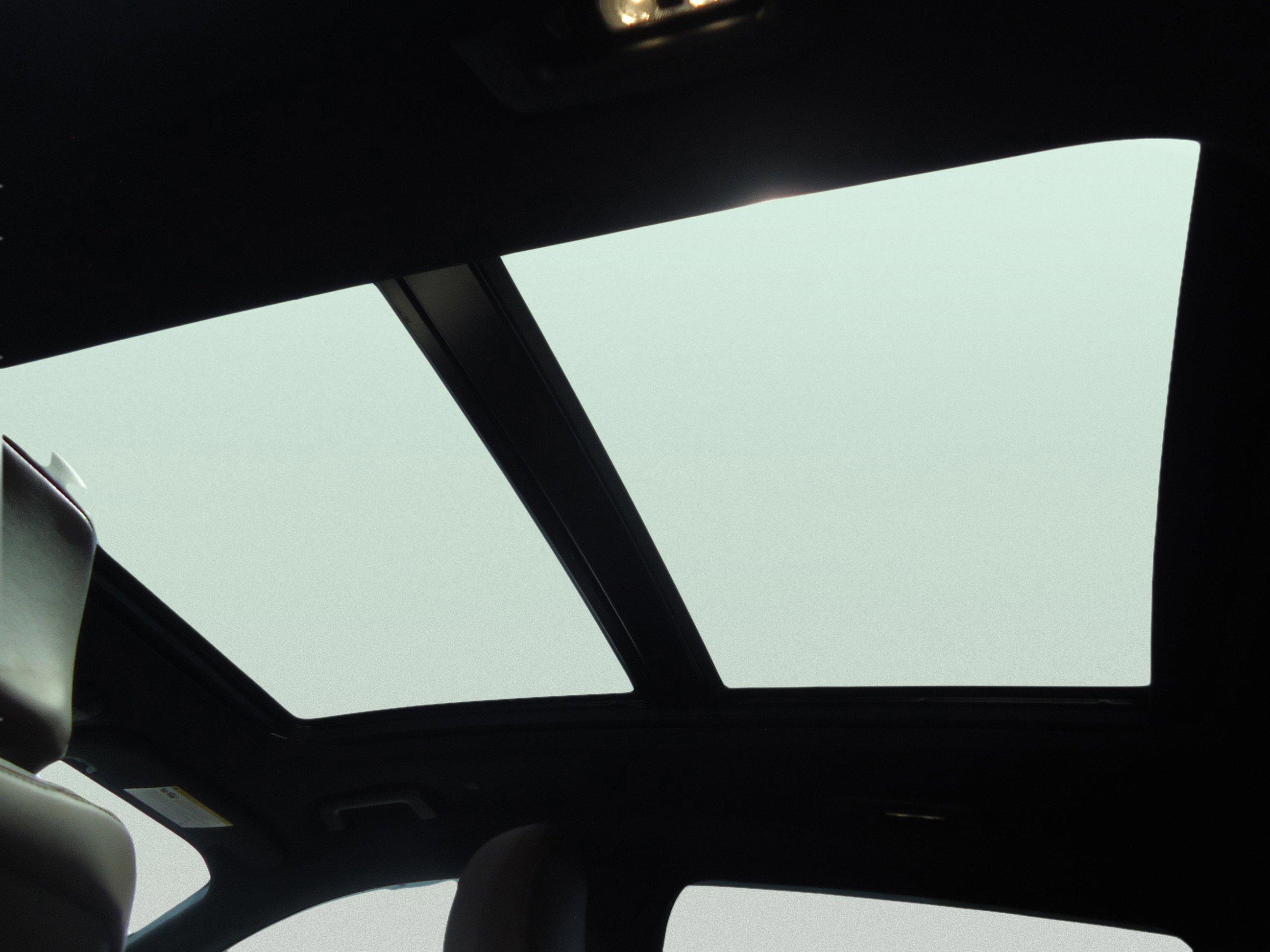 Used 2023 Lincoln Nautilus Reserve w/ Equipment Group 201A image 31