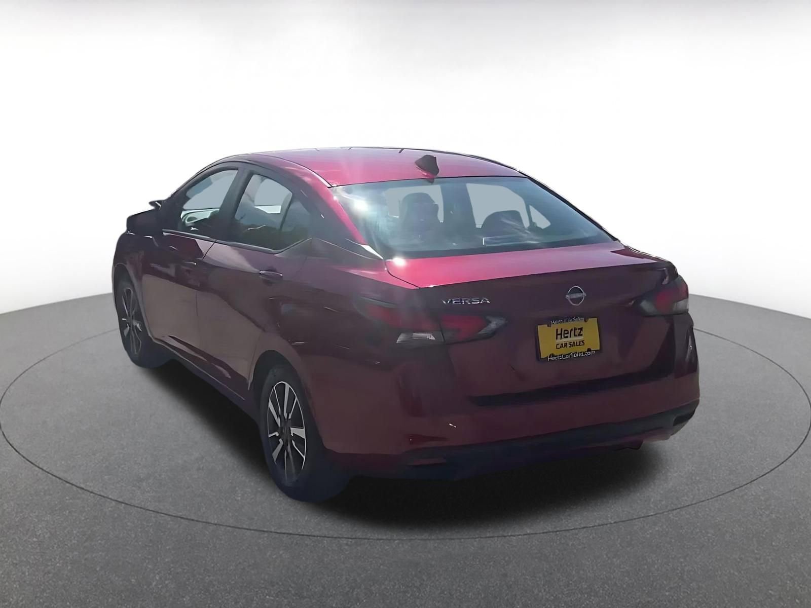 Used 2025 Nissan Versa SV FWD image 10