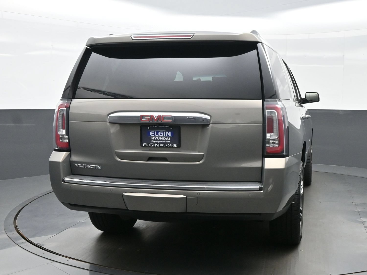 Used 2019 GMC Yukon Denali w/ Denali Ultimate Package AWD/4WD image 5