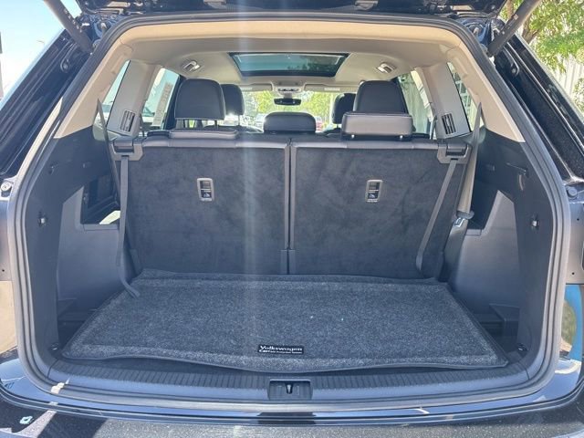 Used 2024 Volkswagen Atlas SEL Premium R-Line AWD/4WD image 19