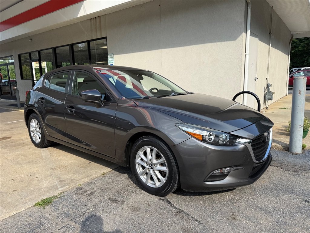 Used 2017 MAZDA MAZDA3 Sport FWD image 1