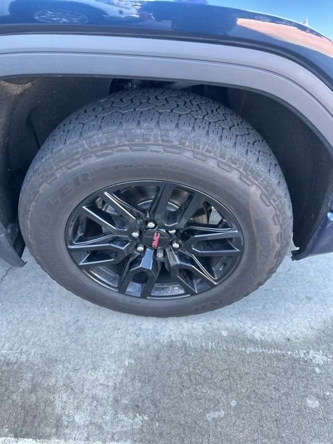 Used 2020 GMC Sierra 1500 Elevation w/ Elevation Value Package image 8