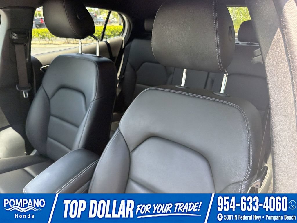 Used 2020 Mercedes-Benz GLA 250 image 22
