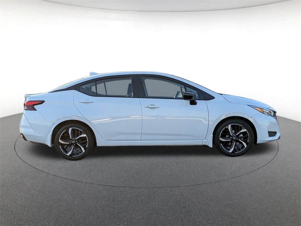 Used 2024 Nissan Versa SR w/ Trunk Package image 4