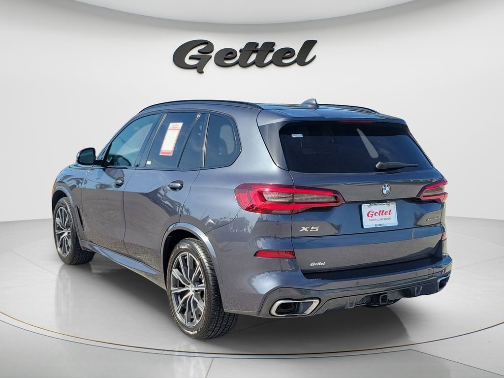 Used 2021 BMW X5 xDrive40i w/ M Sport Package AWD/4WD image 7