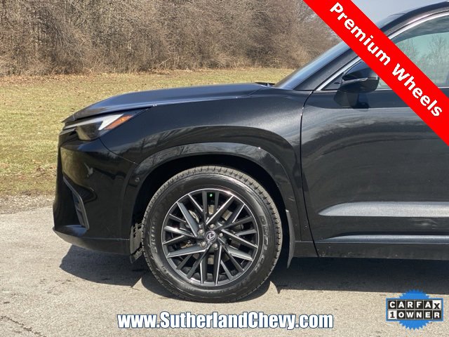 Used 2024 Lexus TX 350 AWD w/ Captains Chair Package image 10