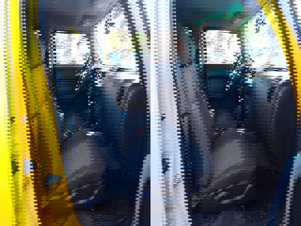 Used 2007 HUMMER H3 image 6