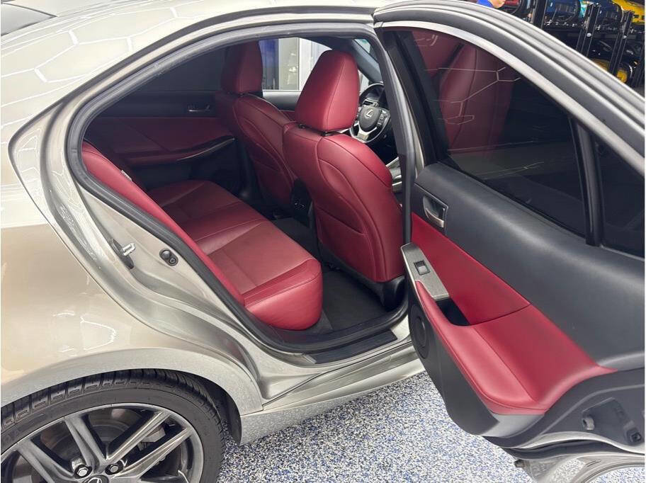 Used 2020 Lexus IS 350 F Sport w/ F Sport Package image 18
