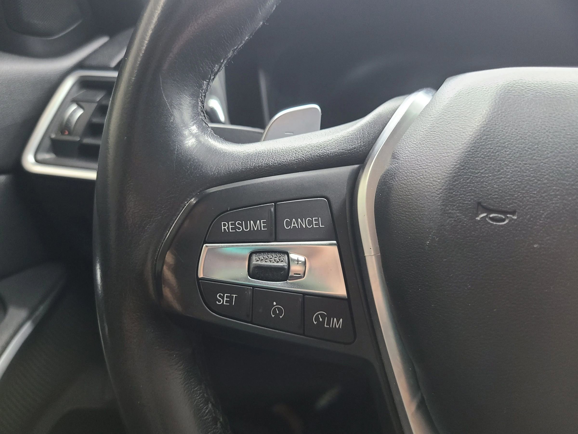 Used 2020 BMW 330i xDrive Sedan w/ Convenience Package image 29