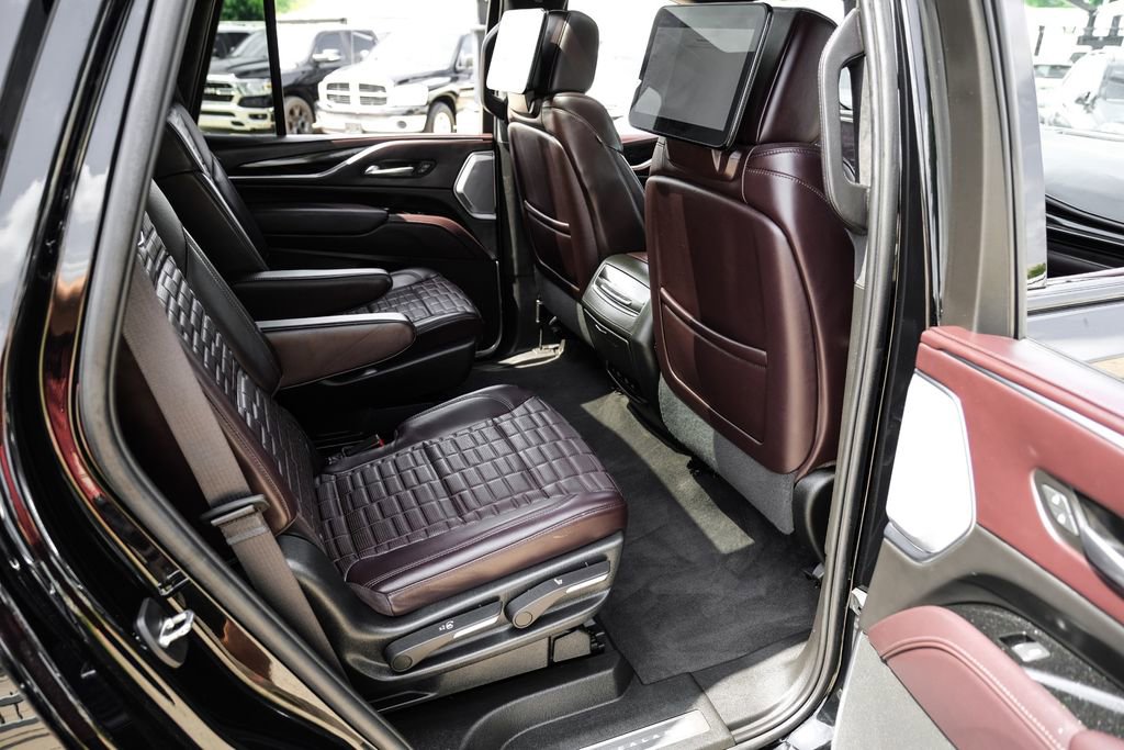 Used 2023 Cadillac Escalade V AWD/4WD image 43