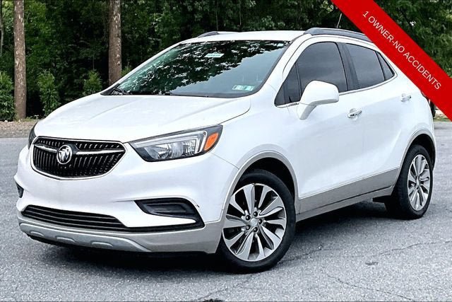 Used 2020 Buick Encore Preferred FWD image 1