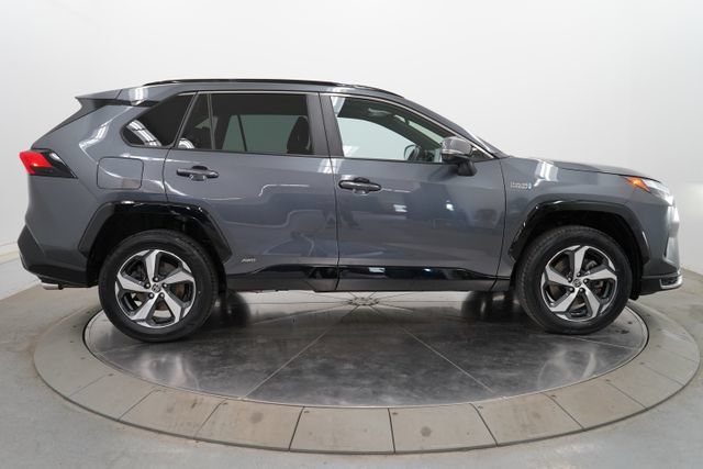Used 2024 Toyota RAV4 SE w/ Weather & Moonroof Package AWD/4WD image 8