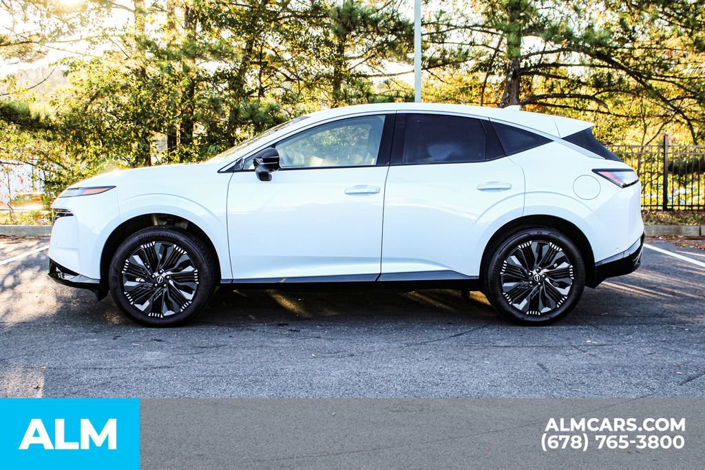 Used 2025 Nissan Murano Platinum w/ Cargo Package image 7