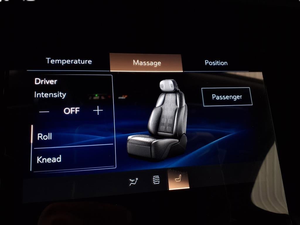 New 2026 Cadillac Vistiq Sport image 12