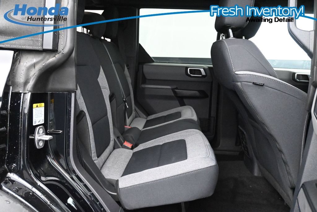 Used 2023 Ford Bronco Big Bend w/ Sasquatch Package AWD/4WD image 15
