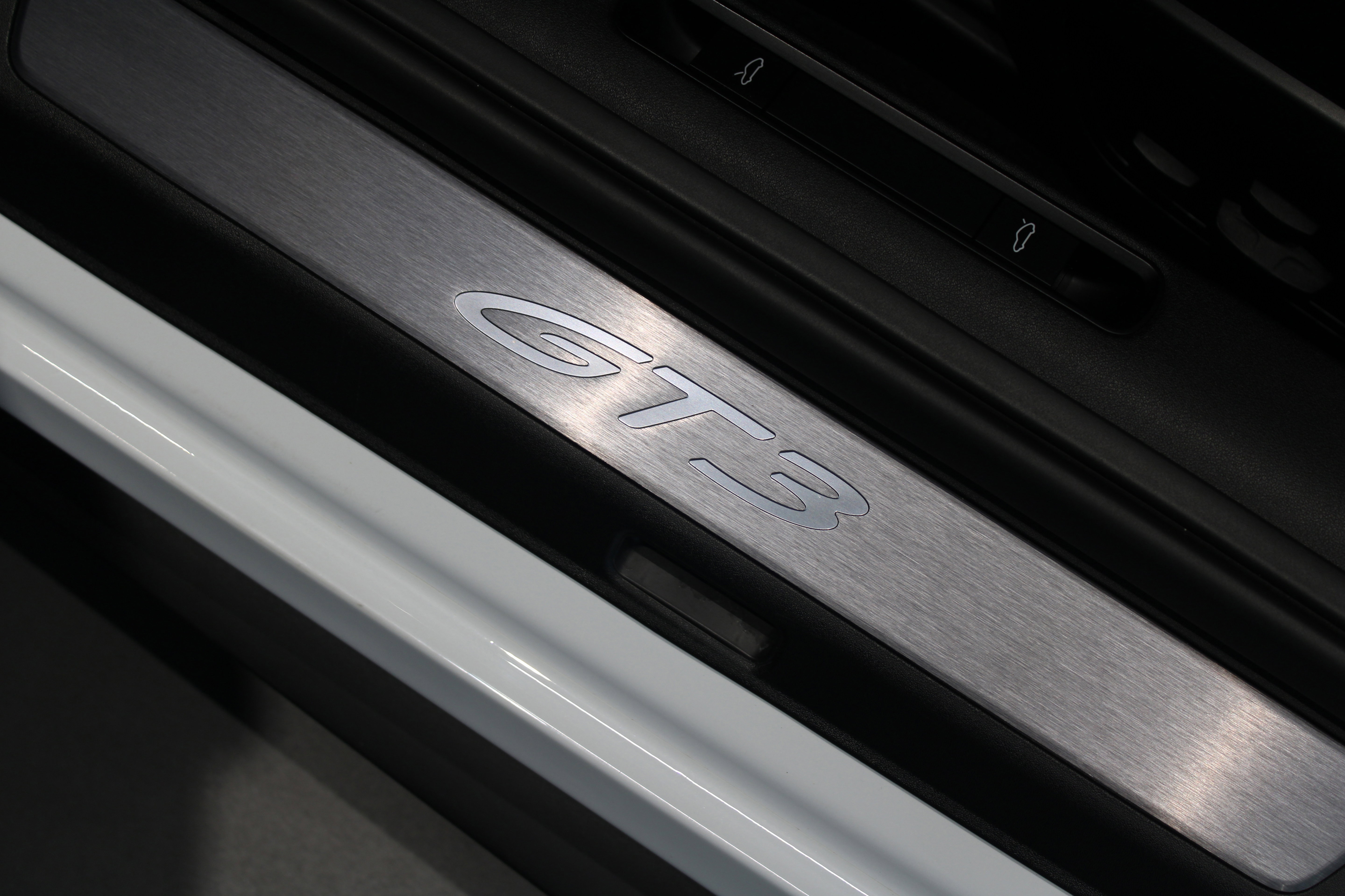 Certified 2022 Porsche 911 GT3 image 26