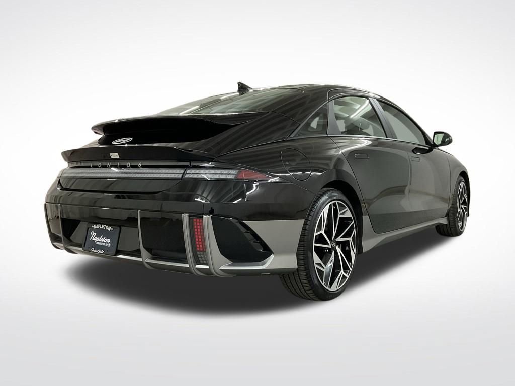 Used 2024 Hyundai Ioniq 6 SEL AWD/4WD image 3