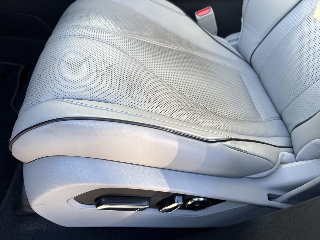 Used 2019 Acura RDX FWD w/ Advance Package image 17