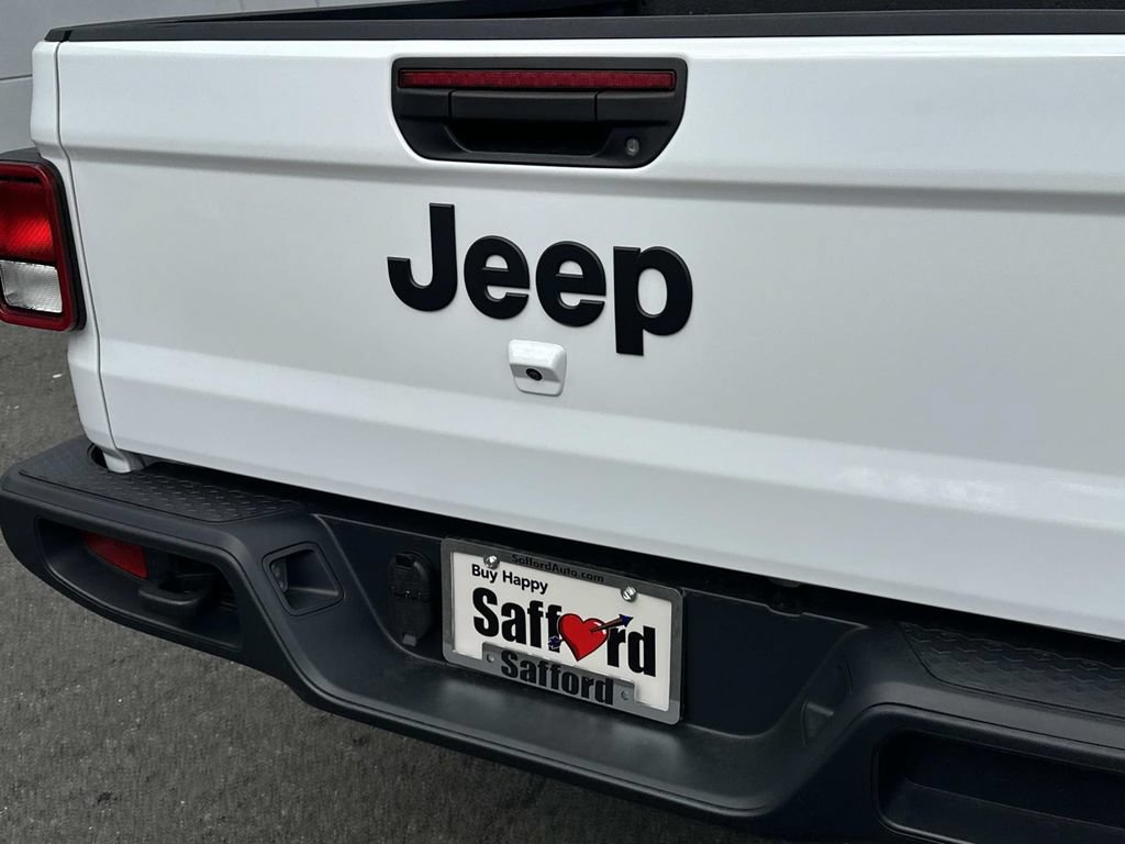 New 2026 Jeep Gladiator Sport AWD/4WD image 11